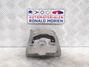 Gebruikte Motorsteun Volkswagen Golf VI (5K1) 1.4 16V Prijs € 49,00 Margeregeling aangeboden door Automaterialen Ronald Morien B.V.