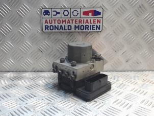 Gebruikte ABS Pomp Ford Transit 2.2 TDCi 16V Prijs € 450,00 Margeregeling aangeboden door Automaterialen Ronald Morien B.V.