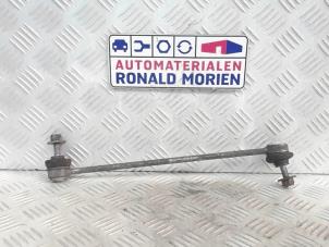 Gebruikte Geleider Stabilisatiestang Opel Movano Prijs € 15,00 Margeregeling aangeboden door Automaterialen Ronald Morien B.V.
