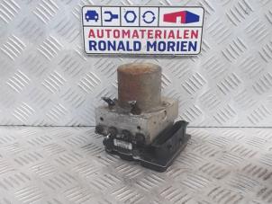 Gebruikte ABS Pomp Ford Transit 2.4 TDCi 16V Prijs € 95,00 Margeregeling aangeboden door Automaterialen Ronald Morien B.V.