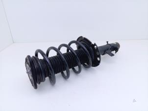 Gebruikte Voorpoot links Ford Focus 3 1.0 Ti-VCT EcoBoost 12V 125 Prijs € 55,00 Margeregeling aangeboden door Automaterialen Ronald Morien B.V.