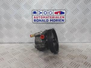 Gebruikte Stuurbekrachtiging Pomp Renault Megane (BA/SA) 1.4 16V Prijs € 65,00 Margeregeling aangeboden door Automaterialen Ronald Morien B.V.