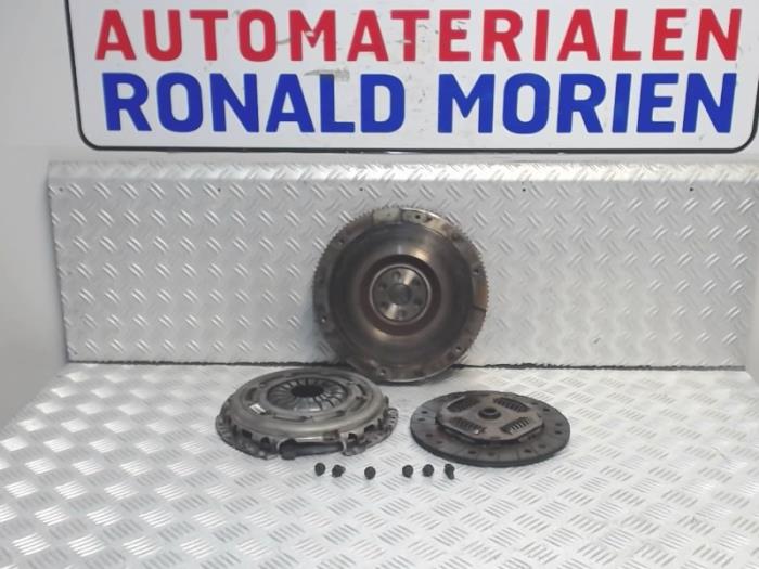 Gebruikte Koppelingsset (compleet) Ford B-Max (JK8) 1.0 EcoBoost 12V 125 Prijs op aanvraag aangeboden door Automaterialen Ronald Morien B.V.