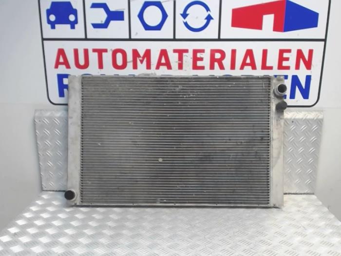 Gebruikte Radiateur Audi A8 (D3) 3.0 TDI V6 24V Quattro Prijs € 40,00 Margeregeling aangeboden door Automaterialen Ronald Morien B.V.