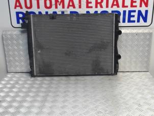 Gebruikte Radiateur Nissan Qashqai (J10) 1.5 dCi DPF Prijs € 30,00 Margeregeling aangeboden door Automaterialen Ronald Morien B.V.