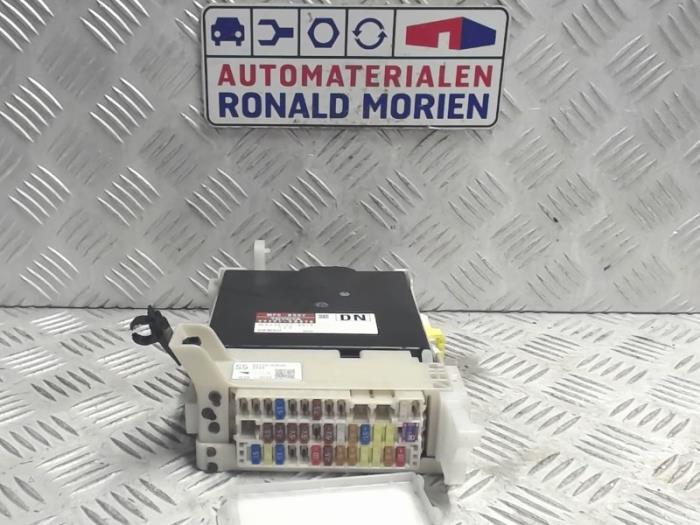 Computer Body Control van een Toyota Yaris III (P13) 1.5 16V Dual VVT-iE 2017