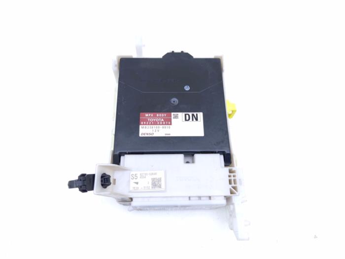 Gebruikte Module Bodycontrol Toyota Yaris III (P13) 1.5 16V Dual VVT-iE Prijs € 39,00 Margeregeling aangeboden door Automaterialen Ronald Morien B.V.