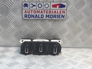 Gebruikte Chaufage Bedieningspaneel Audi A1 (8X1/8XK) 1.4 TFSI 16V 125 Prijs € 49,00 Margeregeling aangeboden door Automaterialen Ronald Morien B.V.