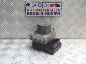 Gebruikte ABS Pomp Mercedes A (W176) 2.2 A-200 CDI, A-200d 16V 4-Matic Prijs € 199,00 Margeregeling aangeboden door Automaterialen Ronald Morien B.V.