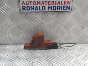 Gebruikte Deur module BMW 6 serie (E24) 628 CSi Prijs € 25,00 Margeregeling aangeboden door Automaterialen Ronald Morien B.V.