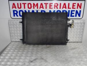 Gebruikte Airco Condensor Landrover Range Rover Evoque (LVJ/LVS) 2.2 SD4 16V Prijs € 49,00 Margeregeling aangeboden door Automaterialen Ronald Morien B.V.