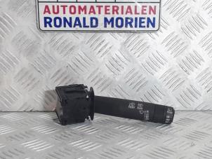 Gebruikte Ruitenwis Schakelaar Opel Karl 1.0 12V Prijs € 19,00 Margeregeling aangeboden door Automaterialen Ronald Morien B.V.