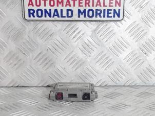 Gebruikte Antenne Versterker Seat Arona (KJX) 1.0 TSI 12V Prijs € 35,00 Margeregeling aangeboden door Automaterialen Ronald Morien B.V.