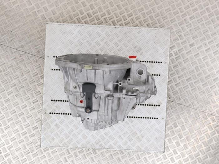 Versnellingsbak van een Opel Vivaro 2012