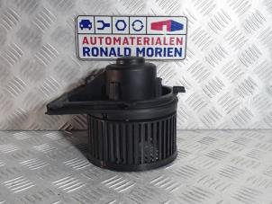 Gebruikte Kachel Ventilatiemotor Volkswagen Lupo (6X1) 1.4 16V 75 Prijs € 9,95 Margeregeling aangeboden door Automaterialen Ronald Morien B.V.
