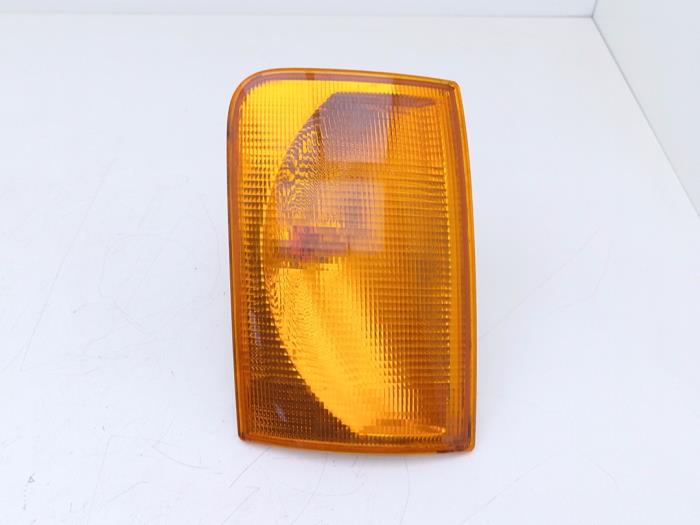 Gebruikte Pinker rechts Volkswagen LT II 2.5 TDi Prijs € 15,00 Margeregeling aangeboden door Automaterialen Ronald Morien B.V.