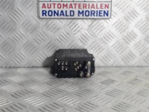 Gebruikte Relais Voorgloei Volkswagen LT II 2.5 TDi Prijs € 15,00 Margeregeling aangeboden door Automaterialen Ronald Morien B.V.