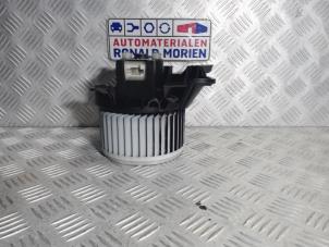 Gebruikte Chaufage Ventilatiemotor Fiat Punto III (199) 1.3 JTD Multijet 80 16V Prijs € 69,00 Margeregeling aangeboden door Automaterialen Ronald Morien B.V.