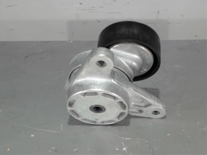 Spanner multiriem van een Volkswagen Golf VII (AUA) 2.0 TDI 150 16V 2016