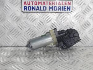 Gebruikte Stoelmotor Volvo V40 (MV) 1.5 T3 16V Geartronic Prijs € 45,00 Margeregeling aangeboden door Automaterialen Ronald Morien B.V.
