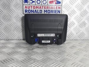 Gebruikte Display Multi Media regelunit Mercedes A (W176) 2.2 A-220 d 16V Prijs € 185,00 Margeregeling aangeboden door Automaterialen Ronald Morien B.V.