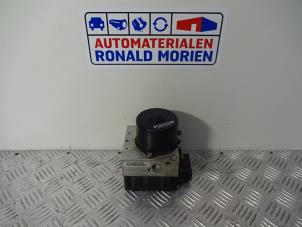 Gebruikte ABS Pomp Peugeot 206 CC (2D) 1.6 16V Prijs € 45,00 Margeregeling aangeboden door Automaterialen Ronald Morien B.V.