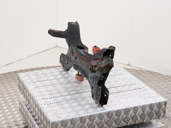 Gebruikte Subframe Volkswagen Polo V (6R) 1.4 16V Prijs € 49,00 Margeregeling aangeboden door Automaterialen Ronald Morien B.V.