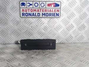 Gebruikte Display Interieur Peugeot Partner 1.9D Prijs € 45,00 Margeregeling aangeboden door Automaterialen Ronald Morien B.V.