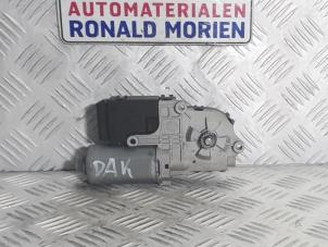 Gebruikte Schuifdak Motor Opel Meriva Prijs € 75,00 Margeregeling aangeboden door Automaterialen Ronald Morien B.V.