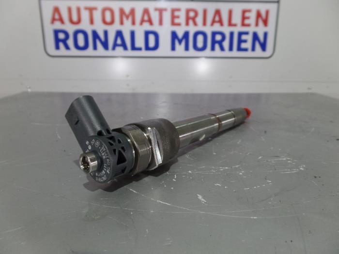 Verstuiver (diesel) van een Volkswagen Passat CC (357) 1.8 TSI 16V 2010