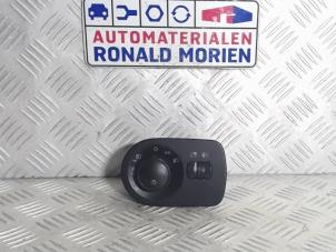 Gebruikte Schakelaar Licht Seat Leon (1P1) 2.0 TDI 16V Prijs € 15,00 Margeregeling aangeboden door Automaterialen Ronald Morien B.V.