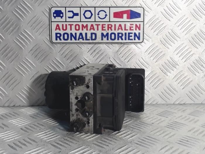 Gebruikte ABS Pomp Skoda Fabia (6Y5) 1.9 TDi Prijs € 50,00 Margeregeling aangeboden door Automaterialen Ronald Morien B.V.