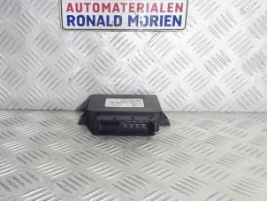 Gebruikte Handrem Module Landrover Range Rover Evoque (LVJ/LVS) 2.2 SD4 16V 5-drs. Prijs € 65,00 Margeregeling aangeboden door Automaterialen Ronald Morien B.V.