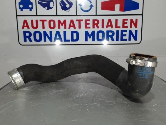 Gebruikte Intercooler Buis Volkswagen Touareg (7PA/PH) 3.0 TDI V6 24V Prijs € 114,95 Inclusief btw aangeboden door Automaterialen Ronald Morien B.V.