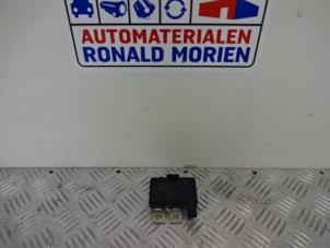 Gebruikte Diversen Volvo V40 Cross Country (MZ) 1.5 T3 16V Geartronic Prijs € 25,00 Margeregeling aangeboden door Automaterialen Ronald Morien B.V.