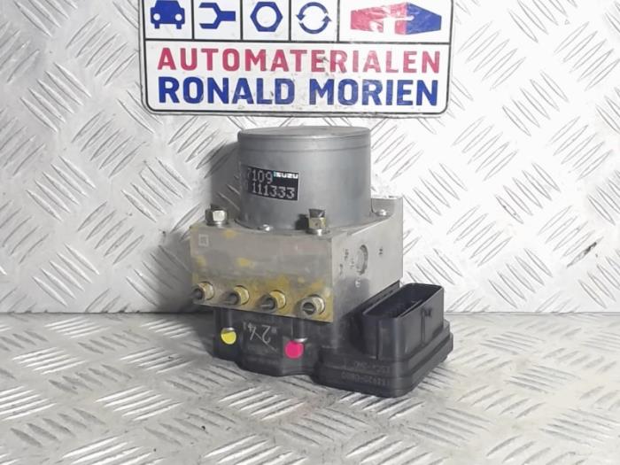 Gebruikte ABS Pomp Isuzu D-Max (TFR/TFS) 1.9 DDi Prijs € 245,00 Margeregeling aangeboden door Automaterialen Ronald Morien B.V.