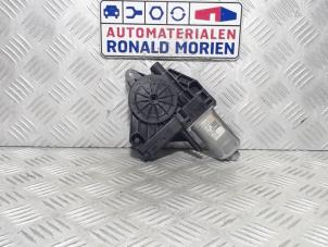 Gebruikte Portierruitmotor Volvo XC60 I (DZ) 2.0 T5 16V Prijs € 25,00 Margeregeling aangeboden door Automaterialen Ronald Morien B.V.