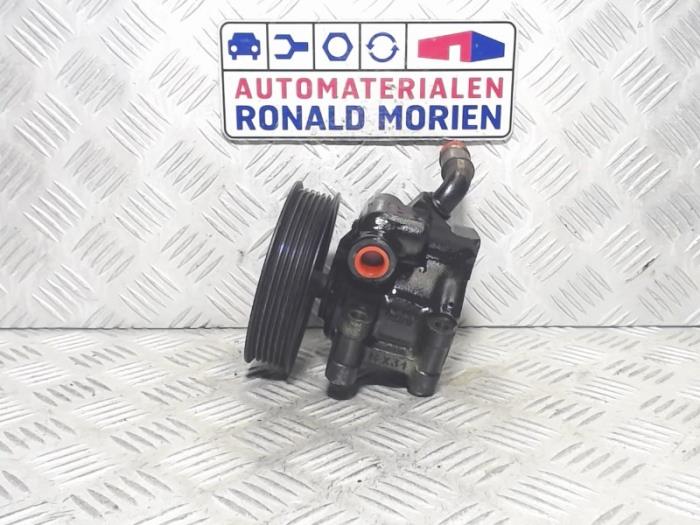 Gebruikte Servopomp Ford Fiesta 4 1.3i Prijs € 49,00 Margeregeling aangeboden door Automaterialen Ronald Morien B.V.
