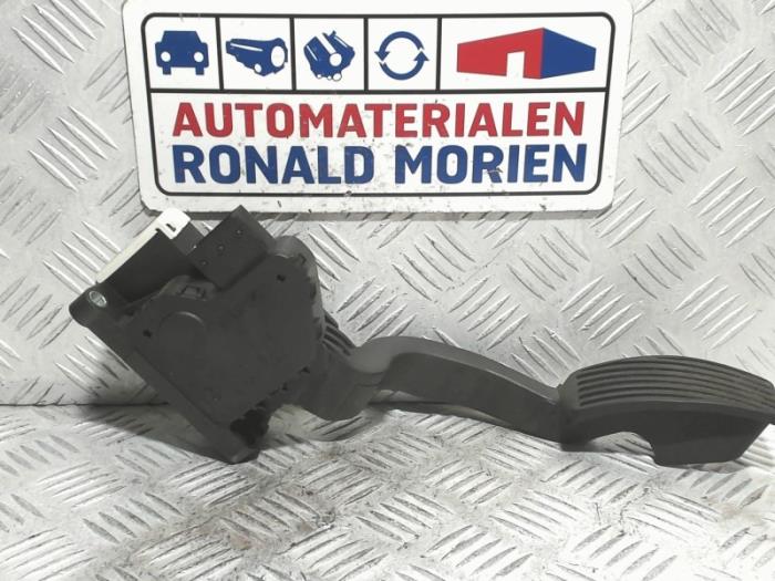 Gebruikte Gaspedaalpositie Sensor Opel Corsa D 1.3 CDTi 16V ecoFLEX Prijs € 19,00 Margeregeling aangeboden door Automaterialen Ronald Morien B.V.