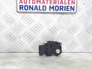 Gebruikte Kachelklep Motor Volvo V60 I (FW/GW) 2.0 T4 16V Prijs € 25,00 Margeregeling aangeboden door Automaterialen Ronald Morien B.V.