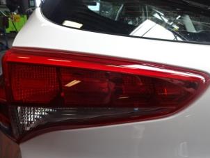 Gebruikte Achterlicht links Hyundai Tucson (TL) 1.6 GDi 16V 2WD Prijs € 249,00 Margeregeling aangeboden door Automaterialen Ronald Morien B.V.