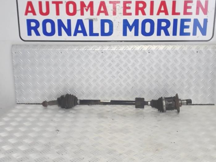 Gebruikte Steekas rechts-achter Mini Countryman (R60) 1.6 Cooper D ALL4 Prijs € 125,00 Margeregeling aangeboden door Automaterialen Ronald Morien B.V.
