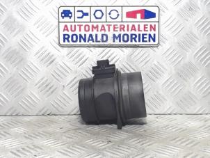 Gebruikte Luchtmassameter Volkswagen Transporter T6 2.0 TDI Prijs € 15,00 Margeregeling aangeboden door Automaterialen Ronald Morien B.V.