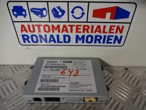 Gebruikte Antenne Versterker Volvo V40 (MV) 1.5 T3 16V Geartronic Prijs € 49,00 Margeregeling aangeboden door Automaterialen Ronald Morien B.V.