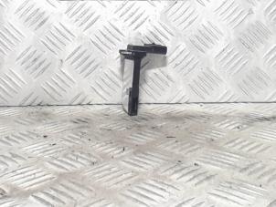 Gebruikte Luchtmassameter Ford Focus 3 Wagon 1.0 Ti-VCT EcoBoost 12V 100 Prijs € 15,00 Margeregeling aangeboden door Automaterialen Ronald Morien B.V.