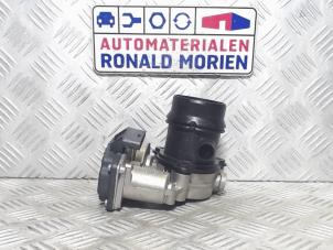 Gebruikte Gasklephuis BMW 2 serie (F22) 218i 1.5 TwinPower Turbo 12V Prijs € 49,00 Margeregeling aangeboden door Automaterialen Ronald Morien B.V.