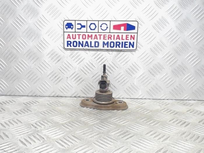 Gebruikte Adblue injector Ford Transit 2.2 TDCi 16V RWD Prijs € 75,00 Margeregeling aangeboden door Automaterialen Ronald Morien B.V.