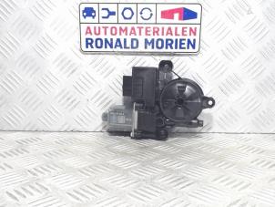 Gebruikte Raammotor Portier Skoda Octavia Combi (5EAC) 1.6 TDI Greenline 16V Prijs € 19,00 Margeregeling aangeboden door Automaterialen Ronald Morien B.V.