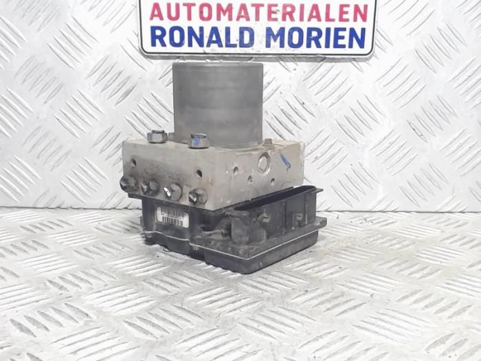 Gebruikte ABS Pomp Ford Transit 2.2 TDCi 16V Euro 5 Prijs € 150,00 Margeregeling aangeboden door Automaterialen Ronald Morien B.V.