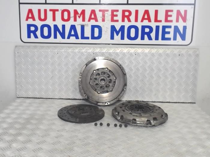 Gebruikte Koppelingsset (compleet) Ford Transit 2.2 TDCi 16V Euro 5 Prijs € 245,00 Margeregeling aangeboden door Automaterialen Ronald Morien B.V.